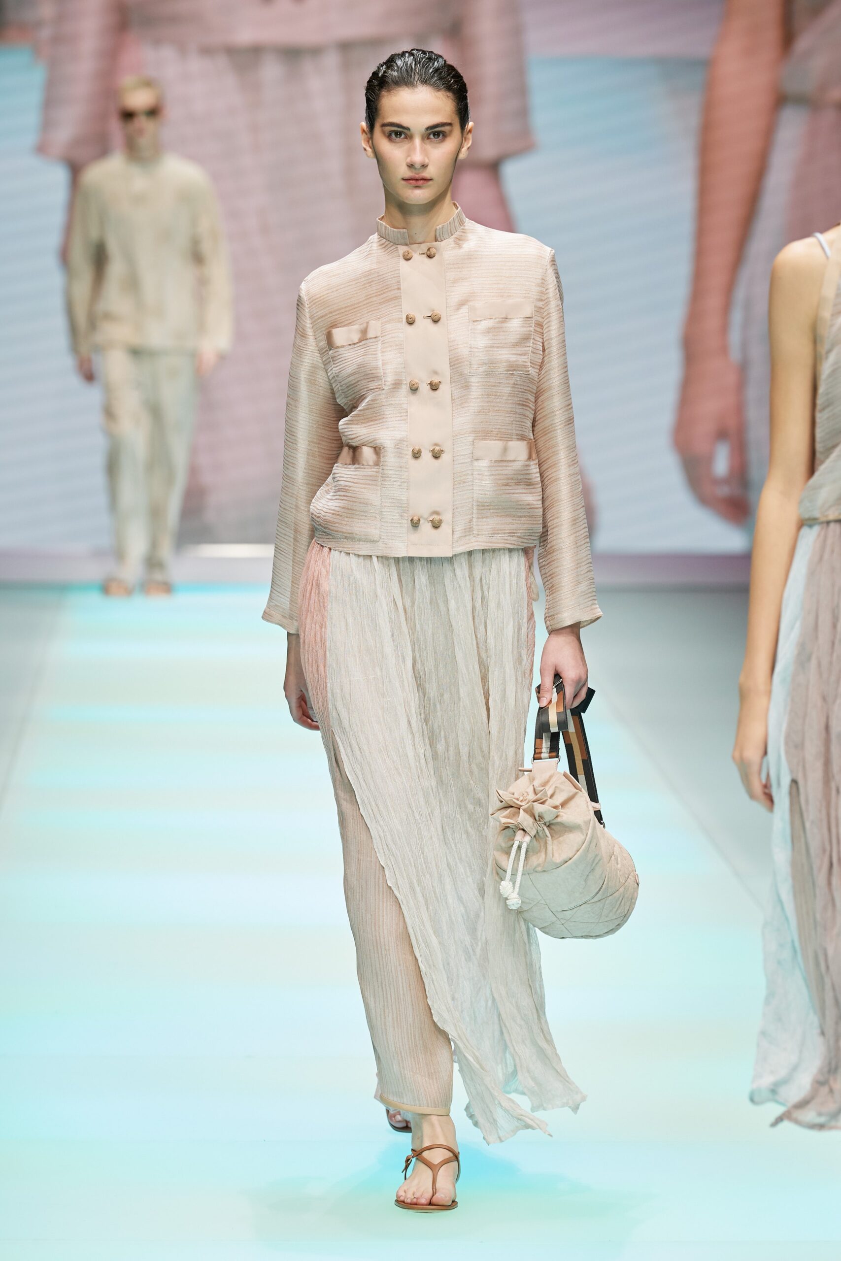 Emporio Armani S/S 22 Look 61