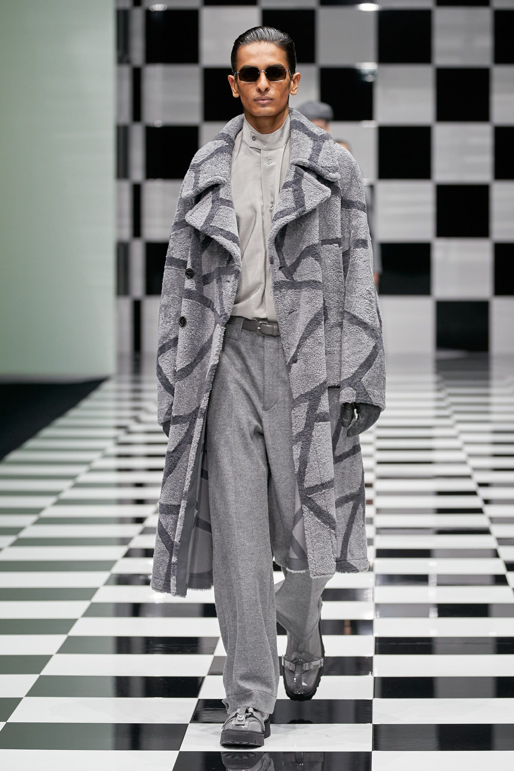 Emporio Armani F/W 22 Look 63
