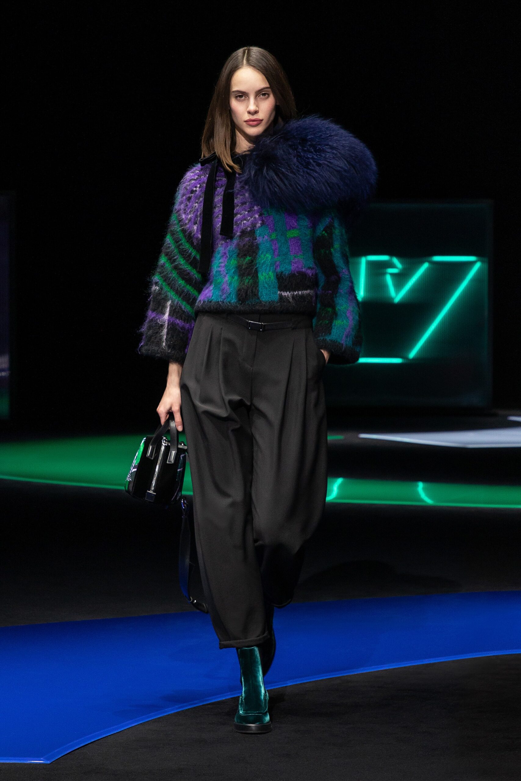 Emporio Armani F/W 21 Look 64