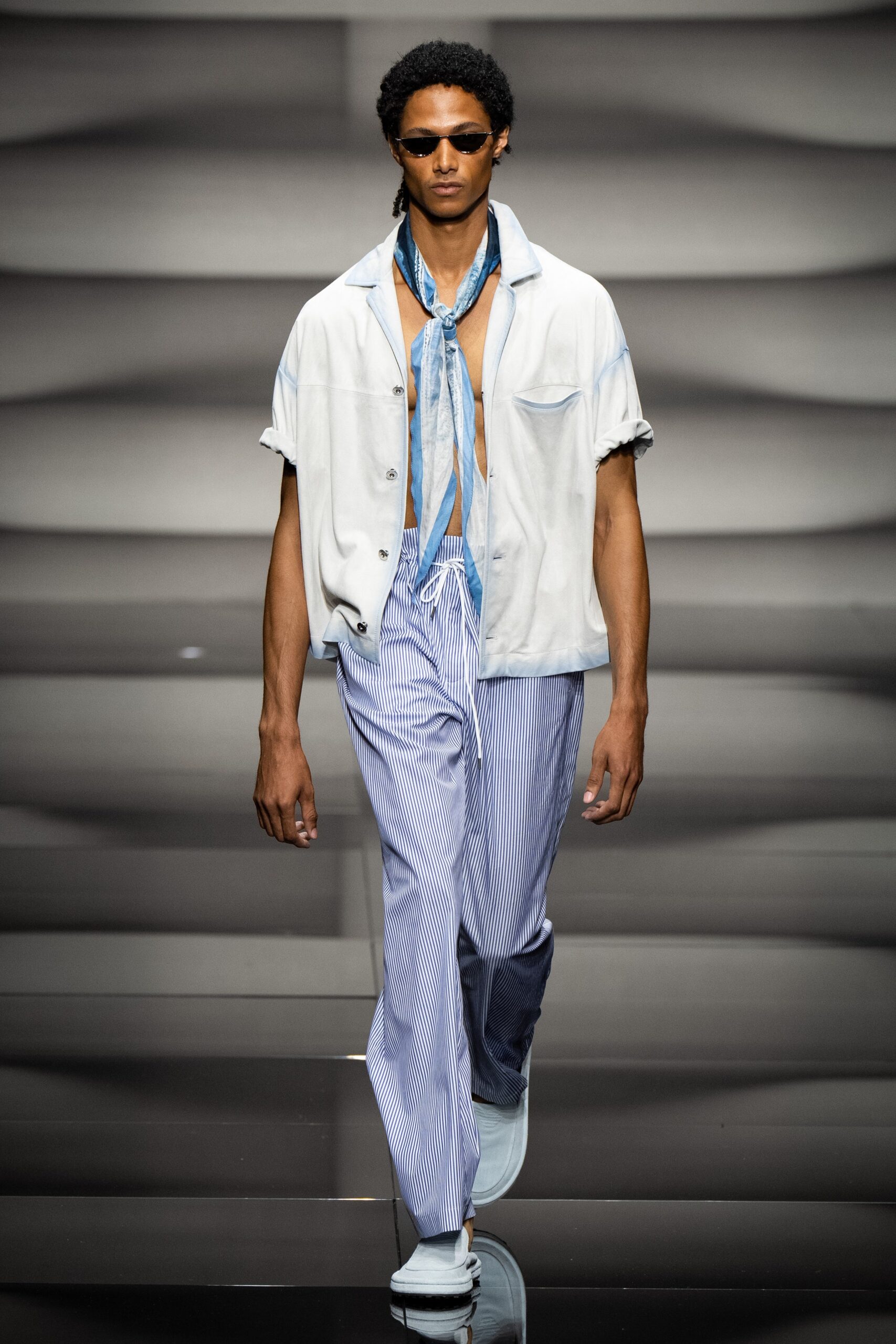 Emporio Armani S/S 23 Menswear Look 64