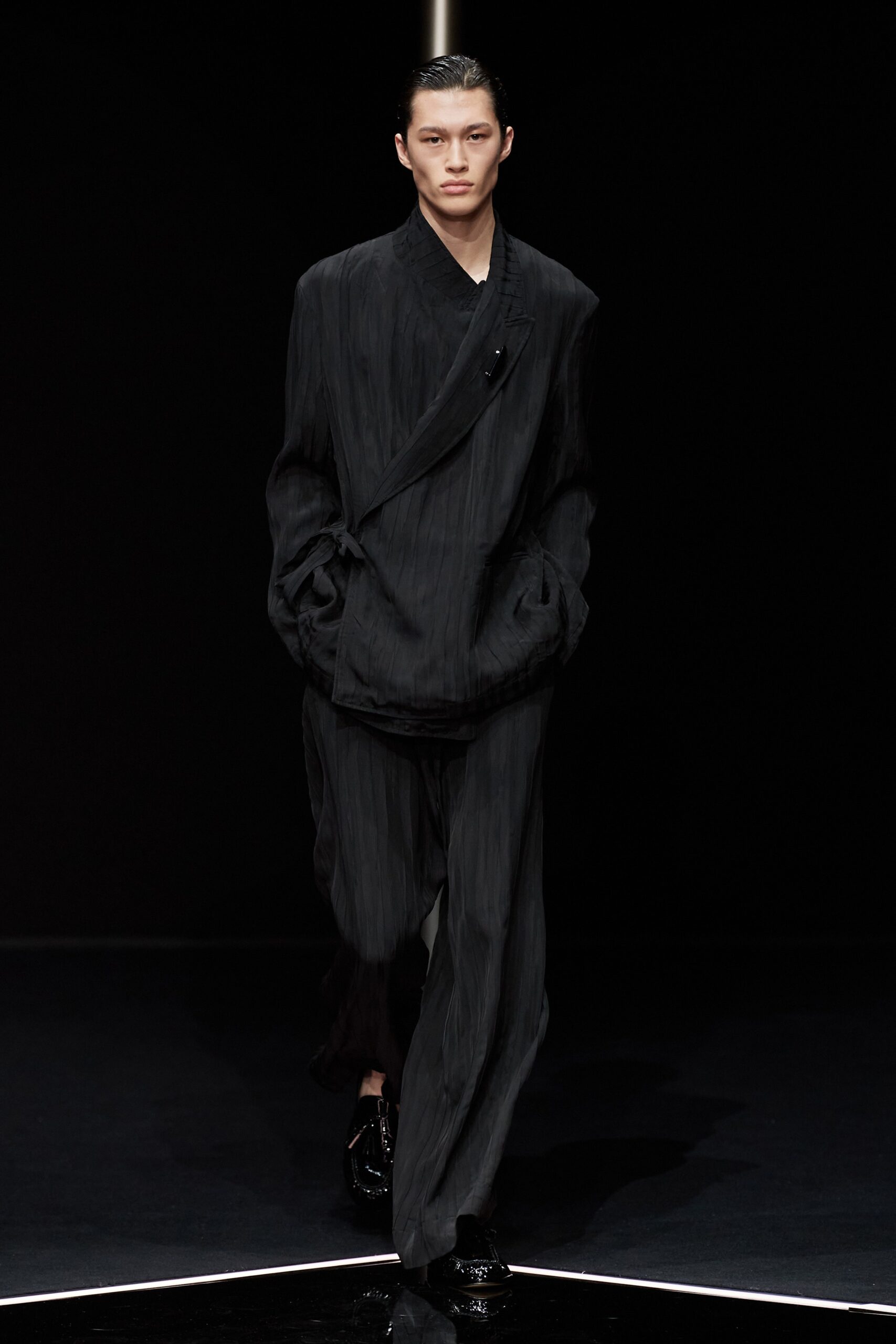 Emporio Armani S/S 24 Menswear Look 64