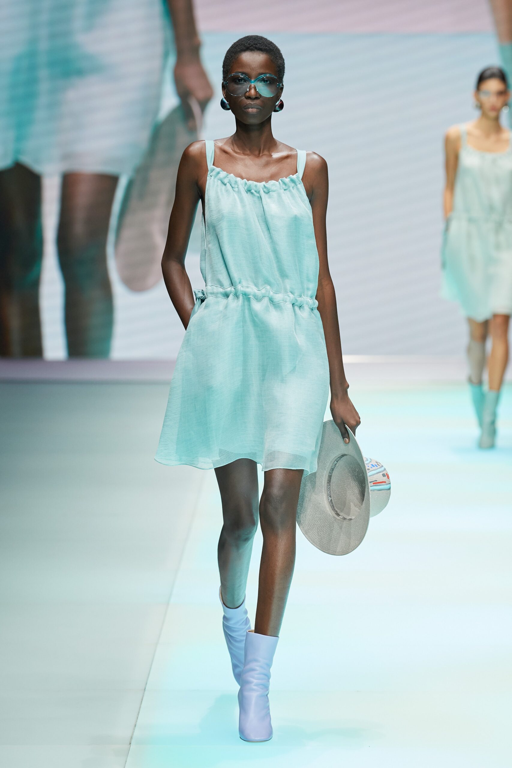 Emporio Armani S/S 22 Look 64