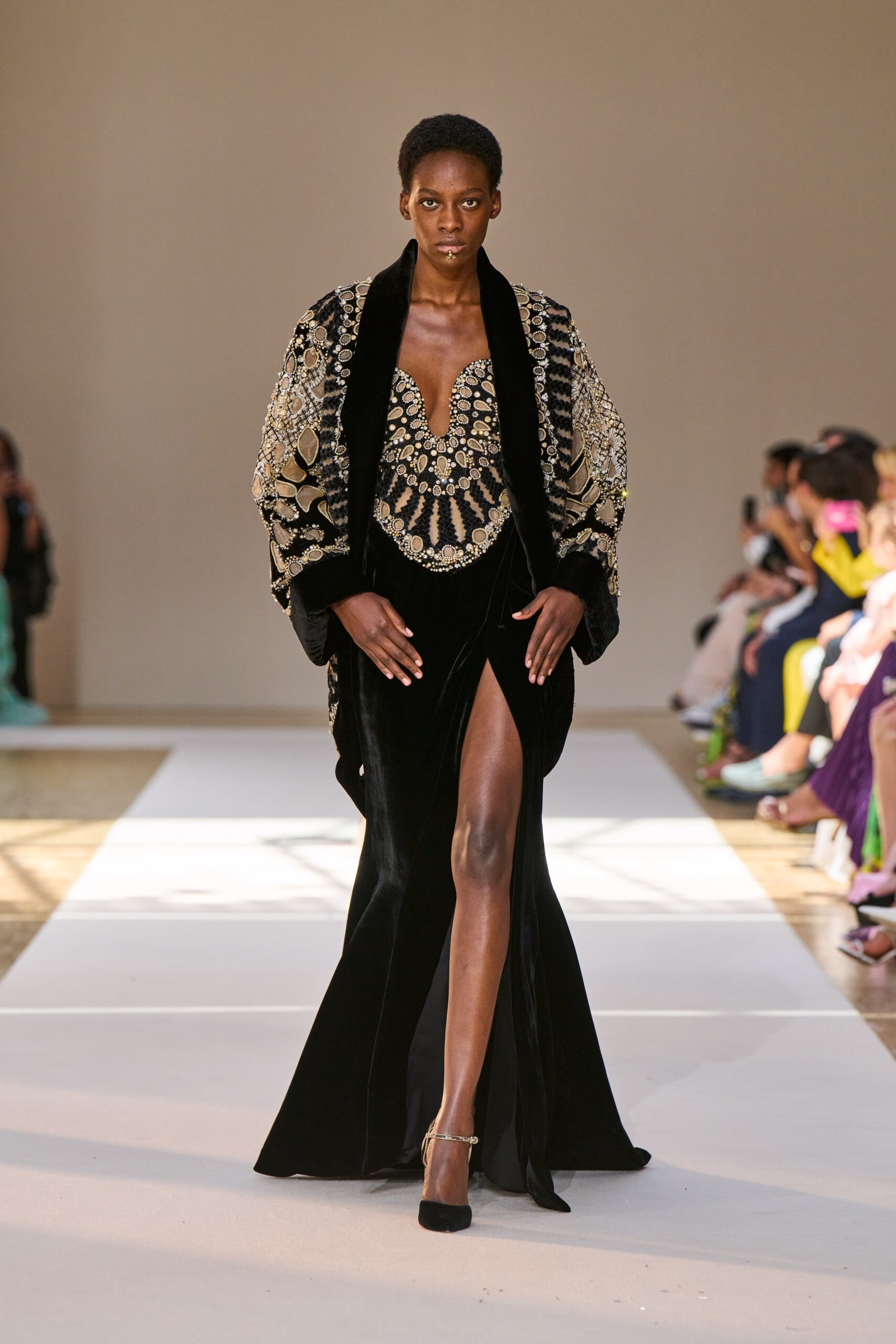 Elie Saab F/W 22 Couture Look 65