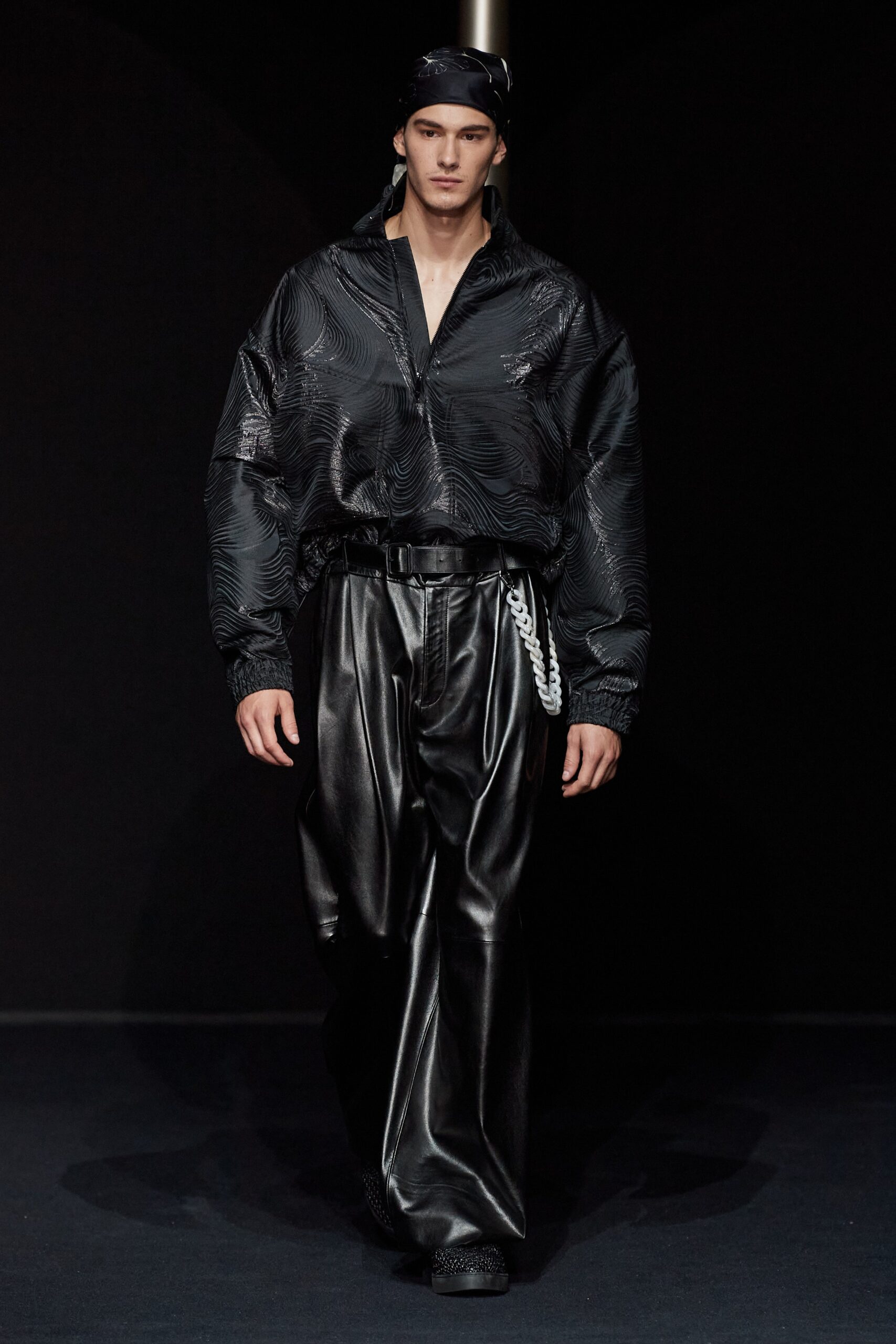 Emporio Armani S/S 24 Menswear Look 65