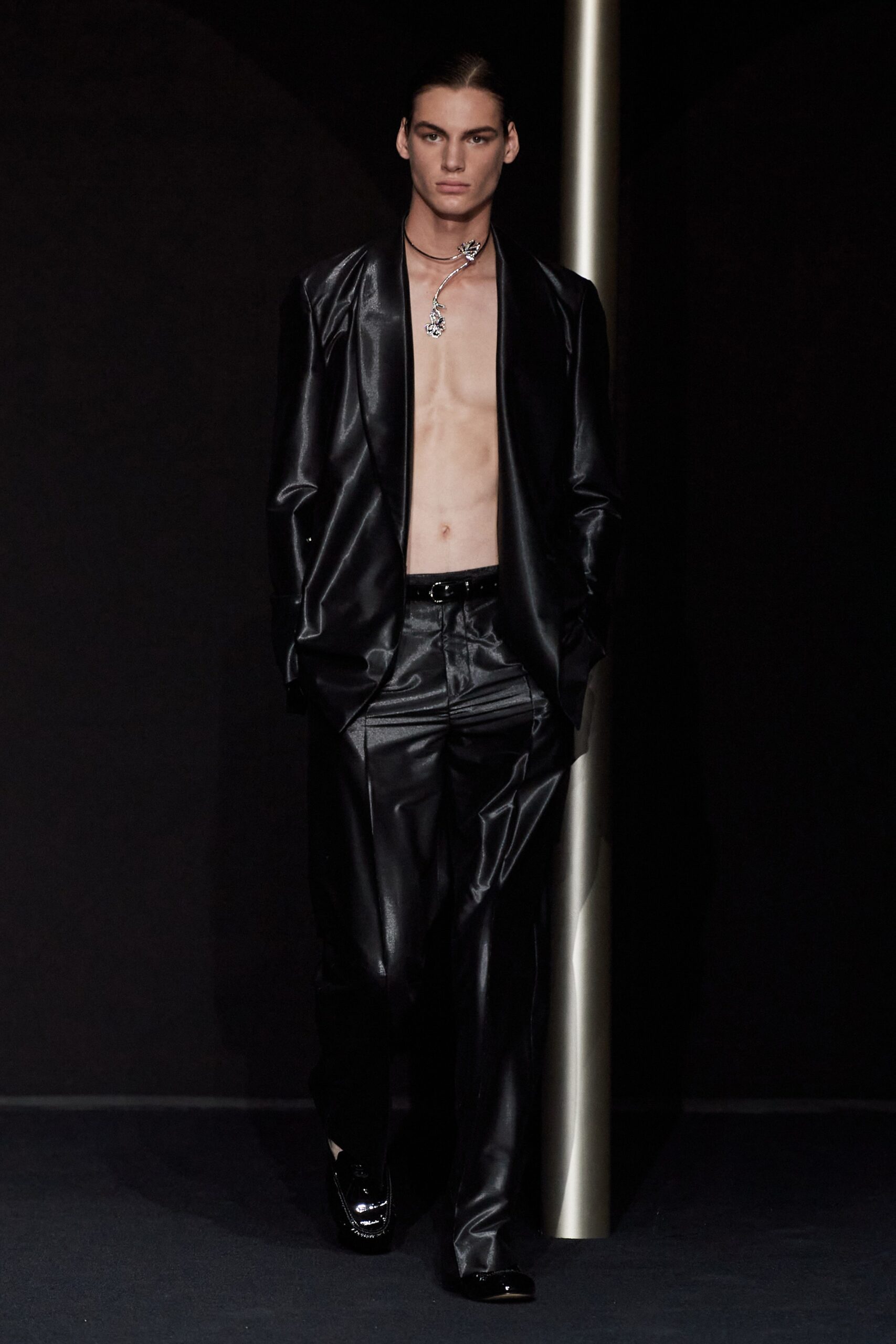 Emporio Armani S/S 24 Menswear Look 67