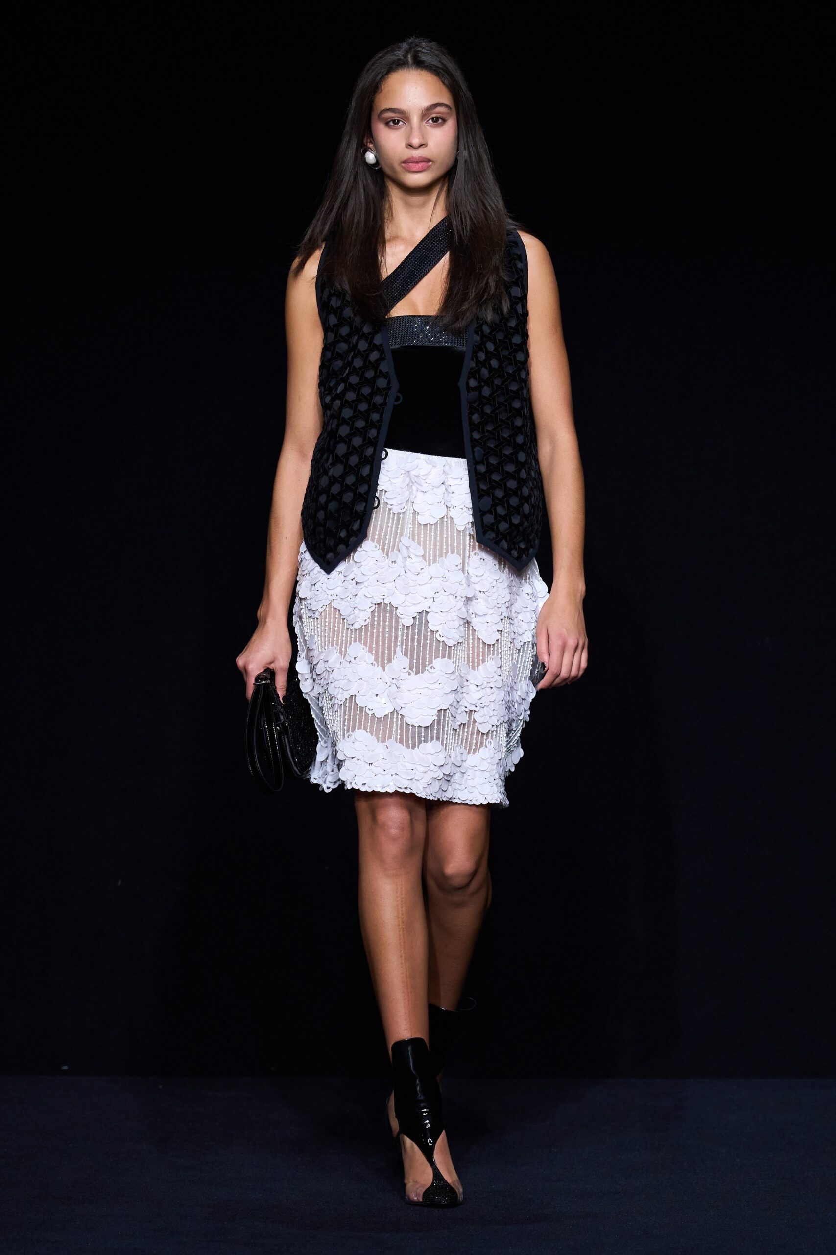 Emporio Armani F/W 23 Look 68