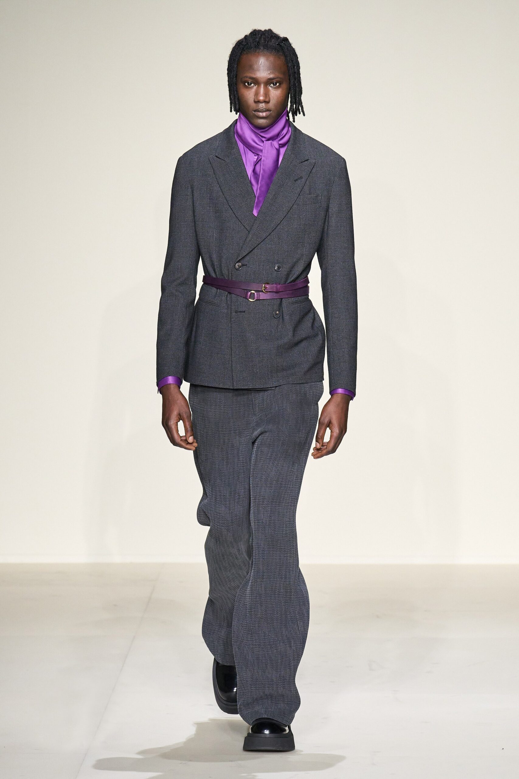 Emporio Armani F/W 23 Menswear Look 71