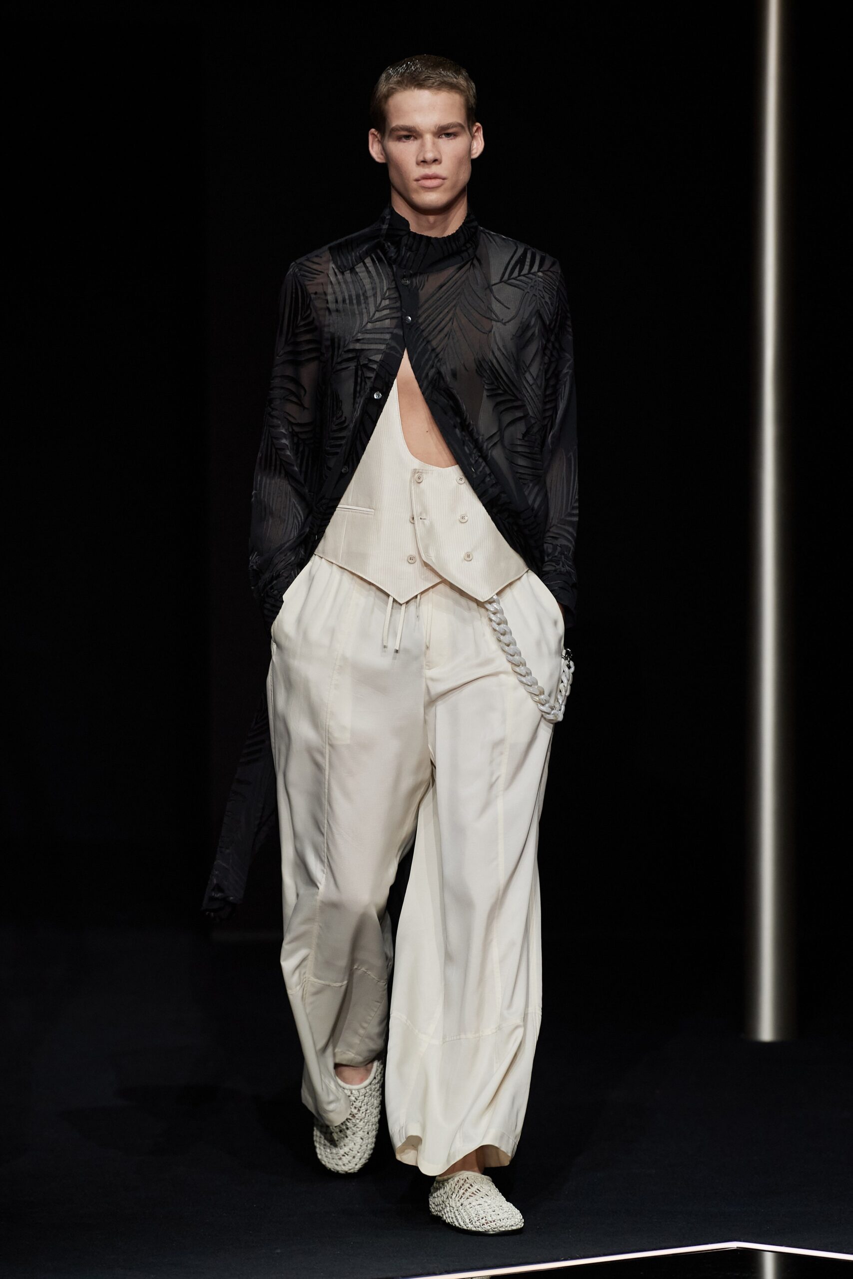 Emporio Armani S/S 24 Menswear Look 72