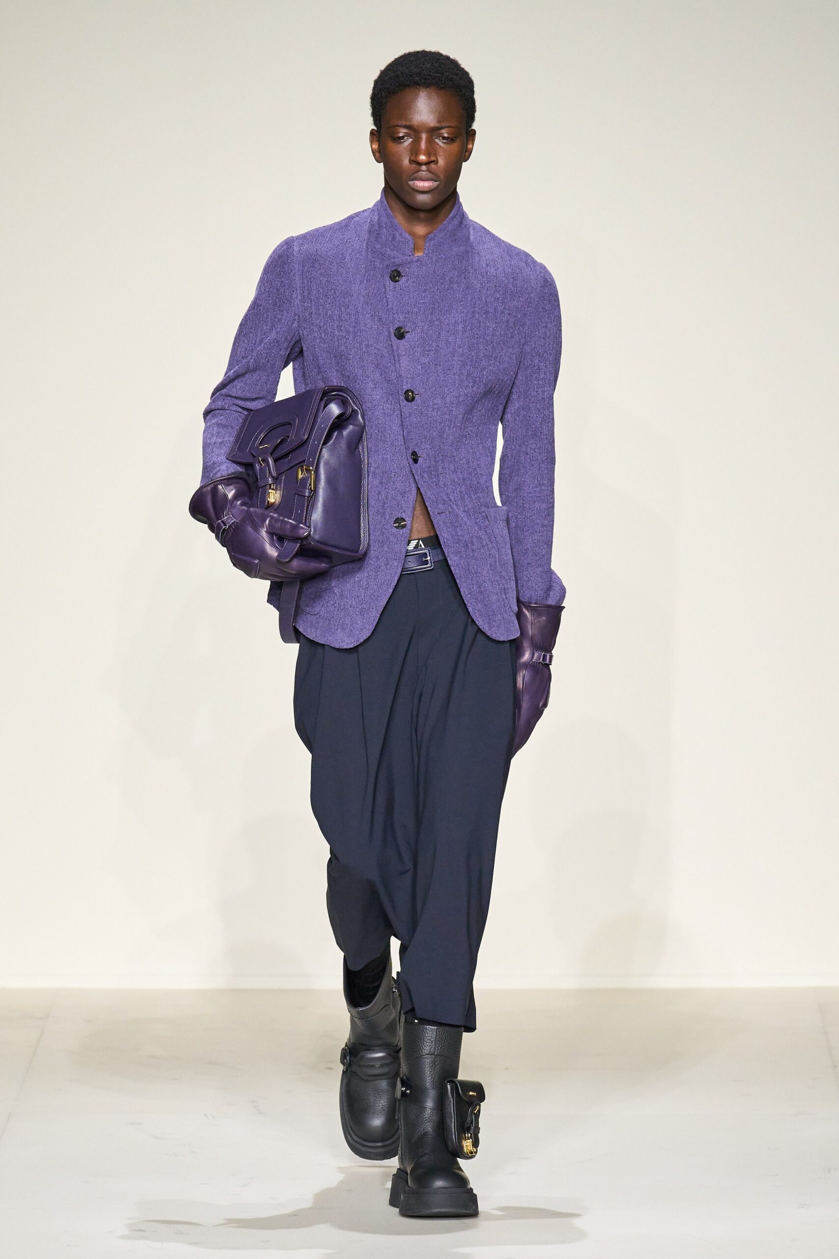 Emporio Armani F/W 23 Menswear Look 74