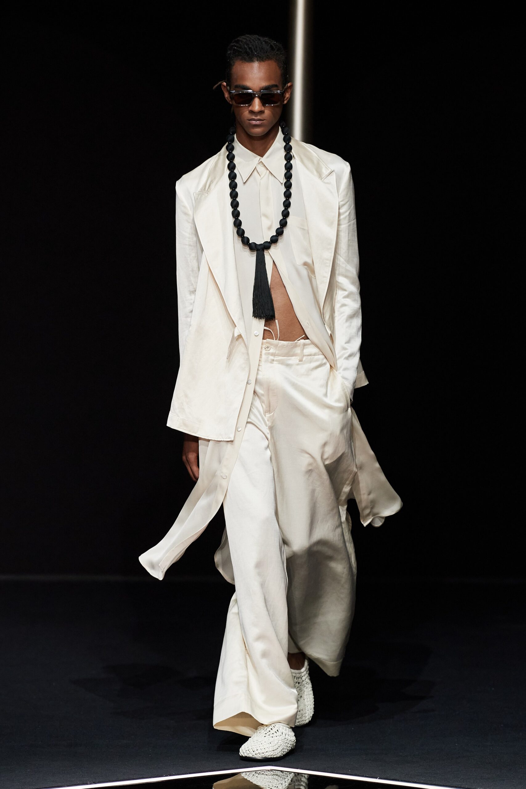 Emporio Armani S/S 24 Menswear Look 75