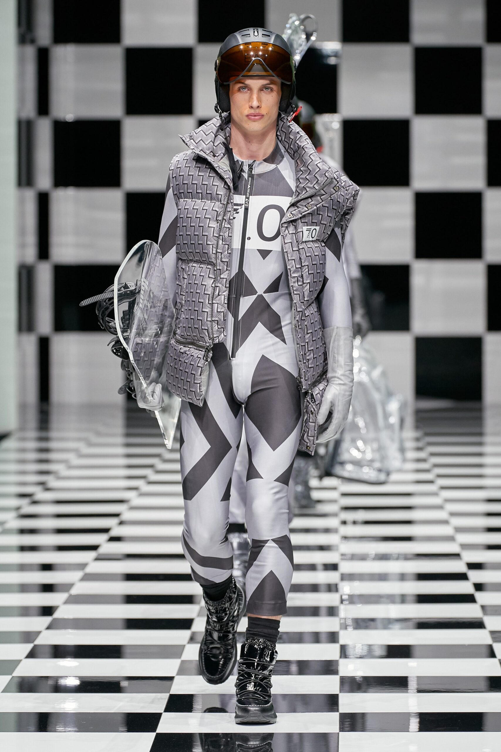 Emporio Armani F/W 22 Look 78
