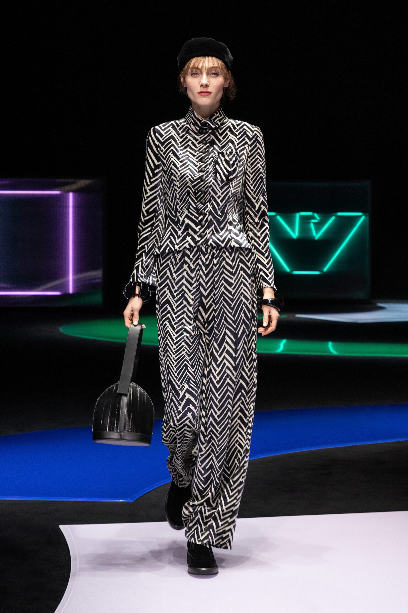 Emporio Armani F/W 21 Look 80