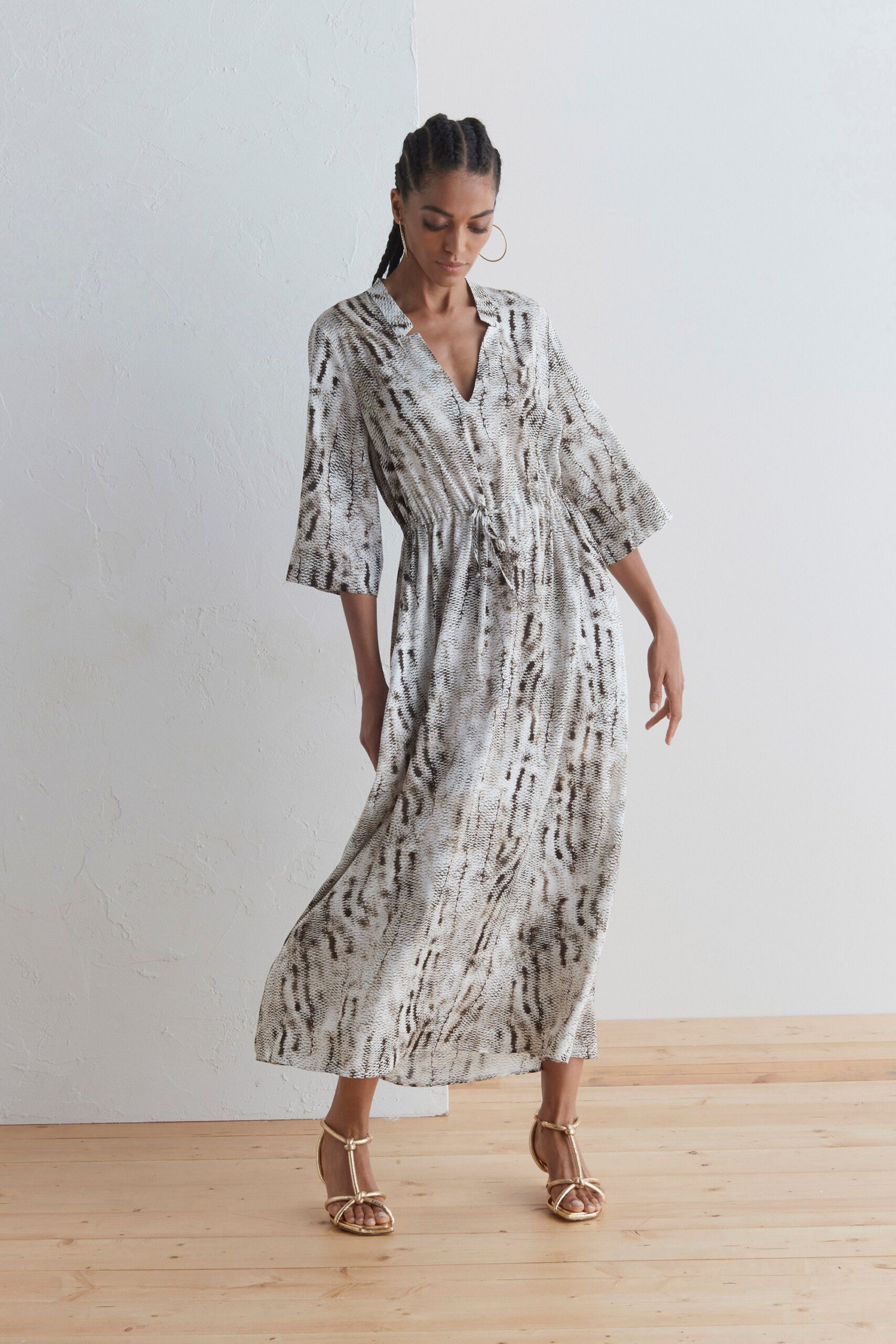 European Culture S/S 22 Look 80