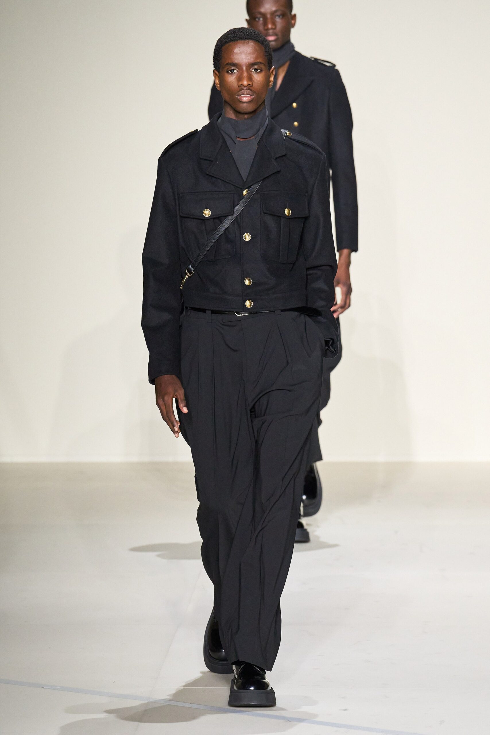 Emporio Armani F/W 23 Menswear Look 80