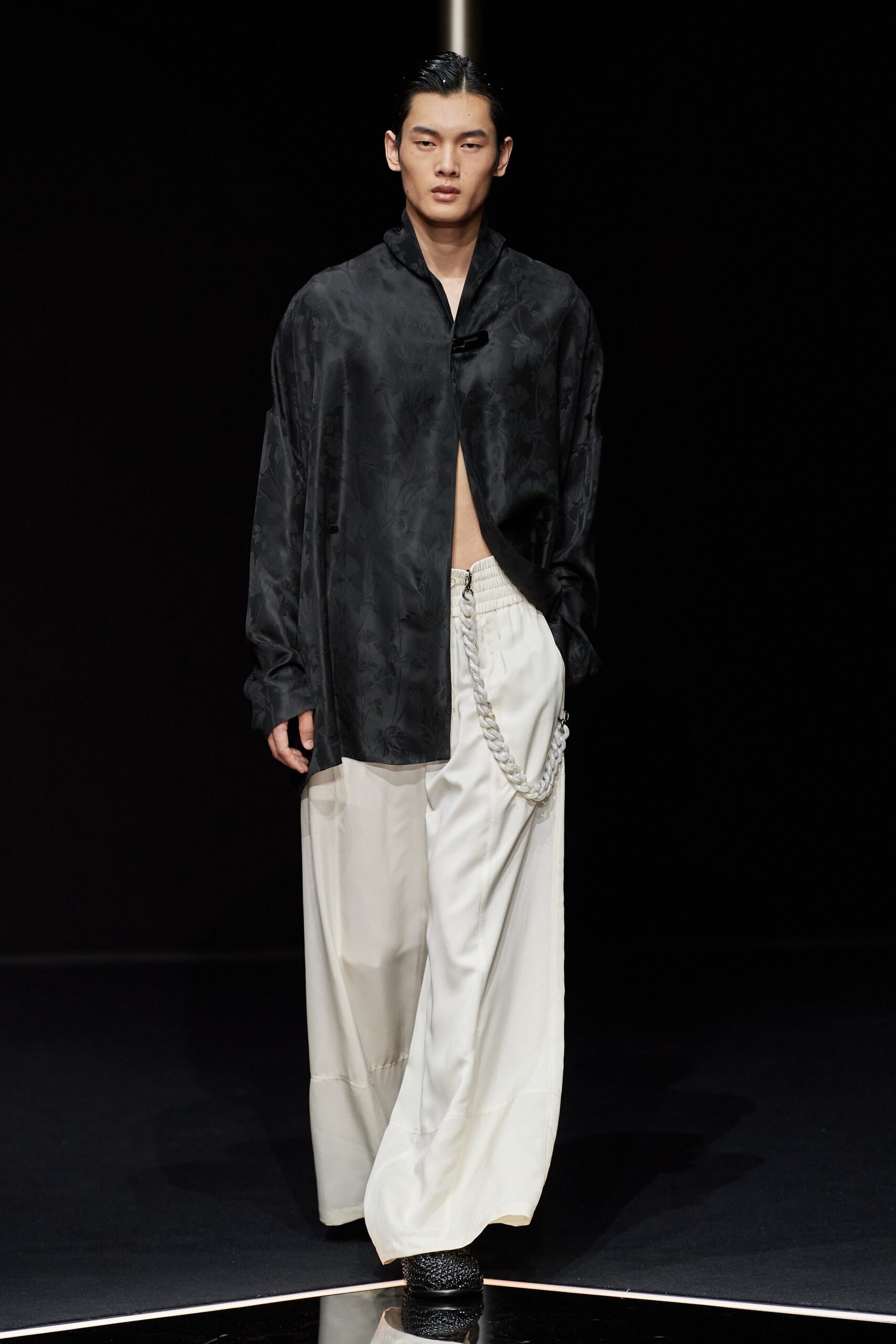 Emporio Armani S/S 24 Menswear Look 82