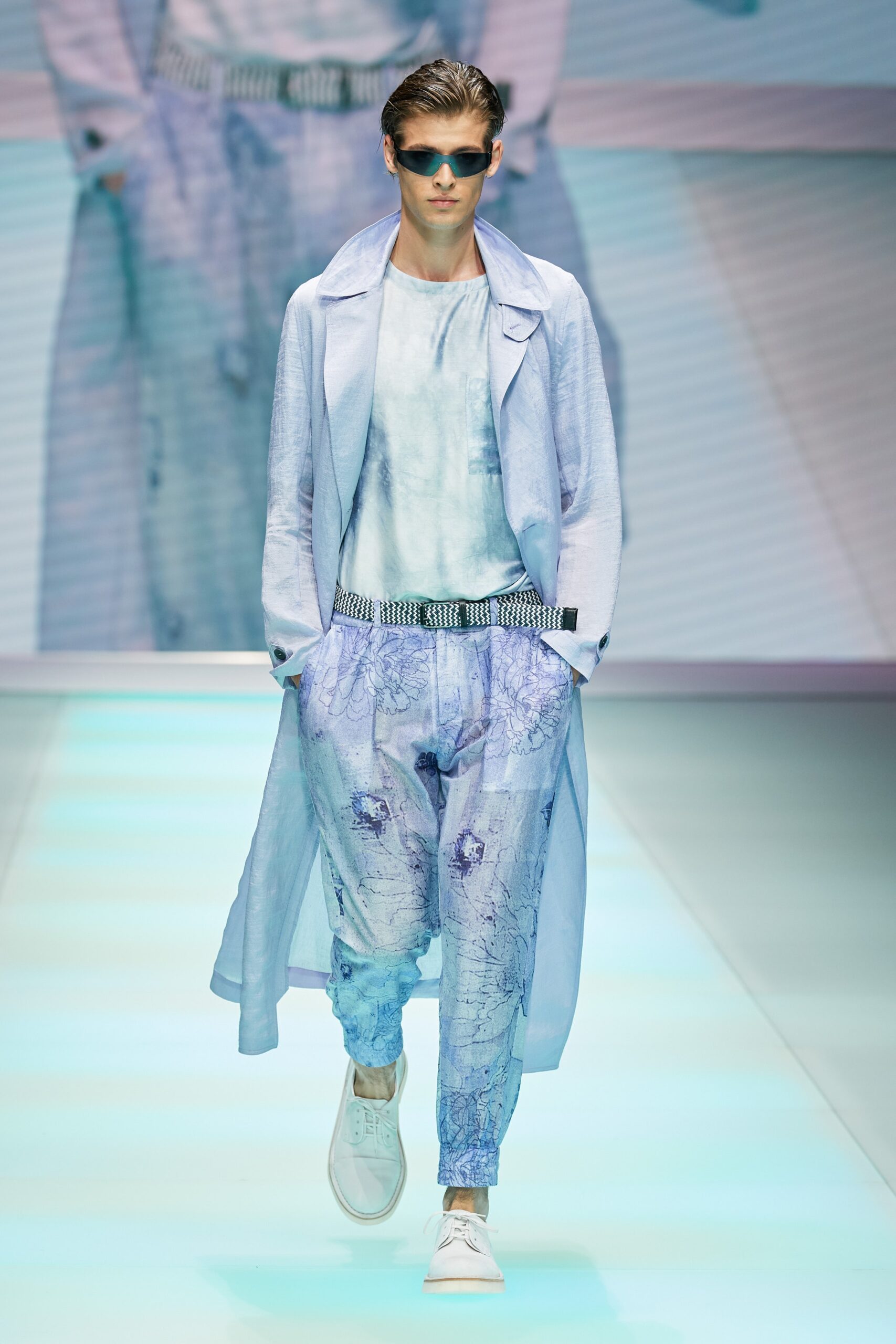 Emporio Armani S/S 22 Look 85