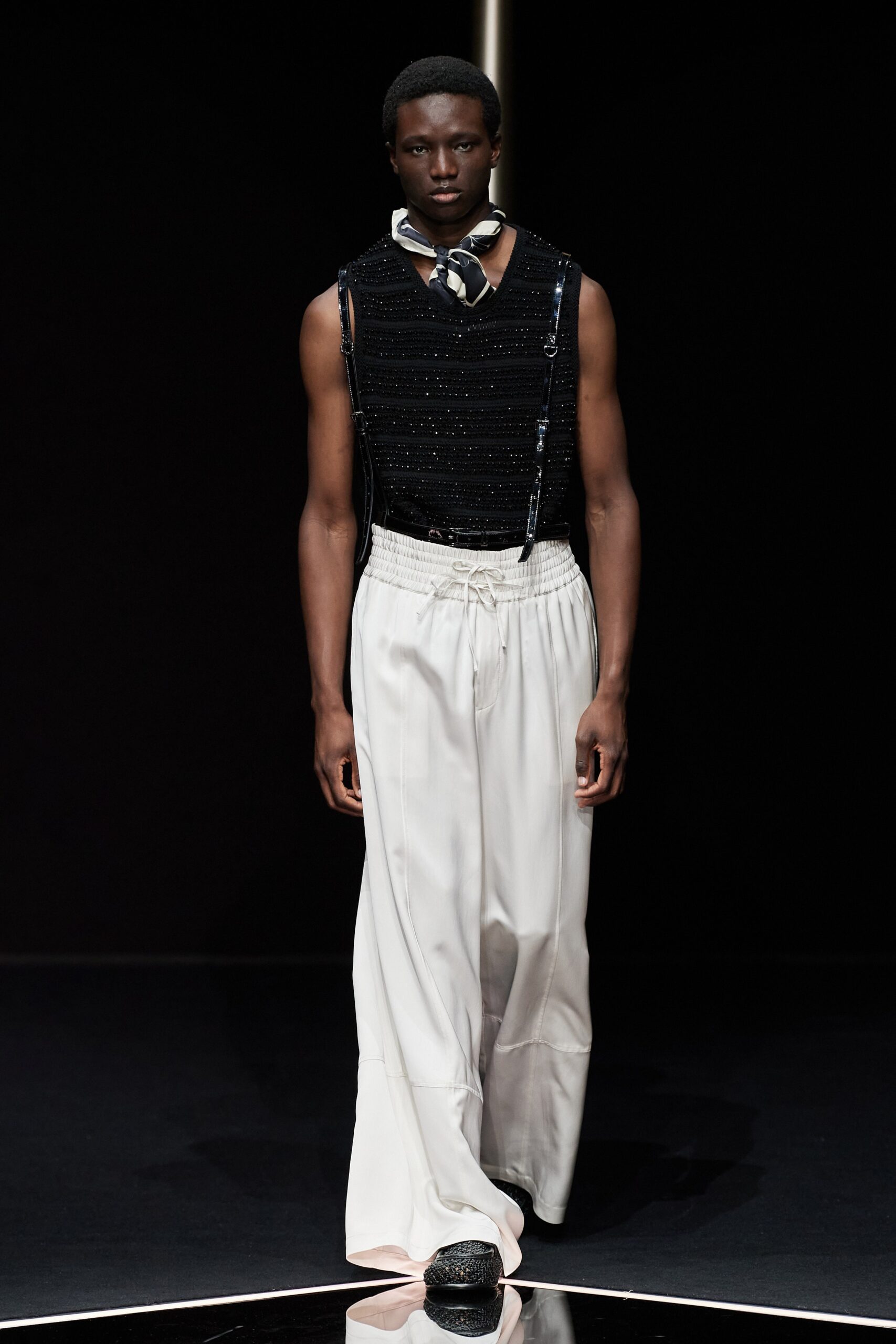 Emporio Armani S/S 24 Menswear Look 86