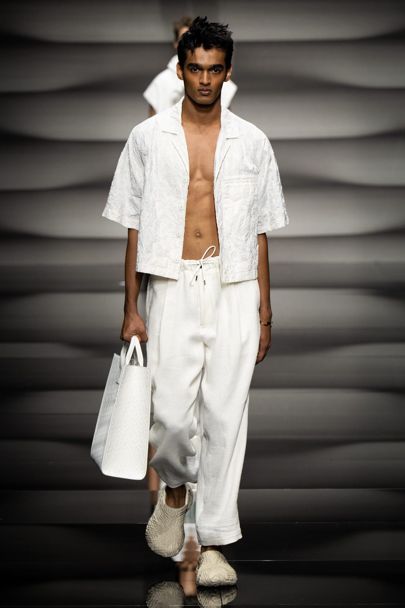 Emporio Armani S/S 23 Menswear Look 88
