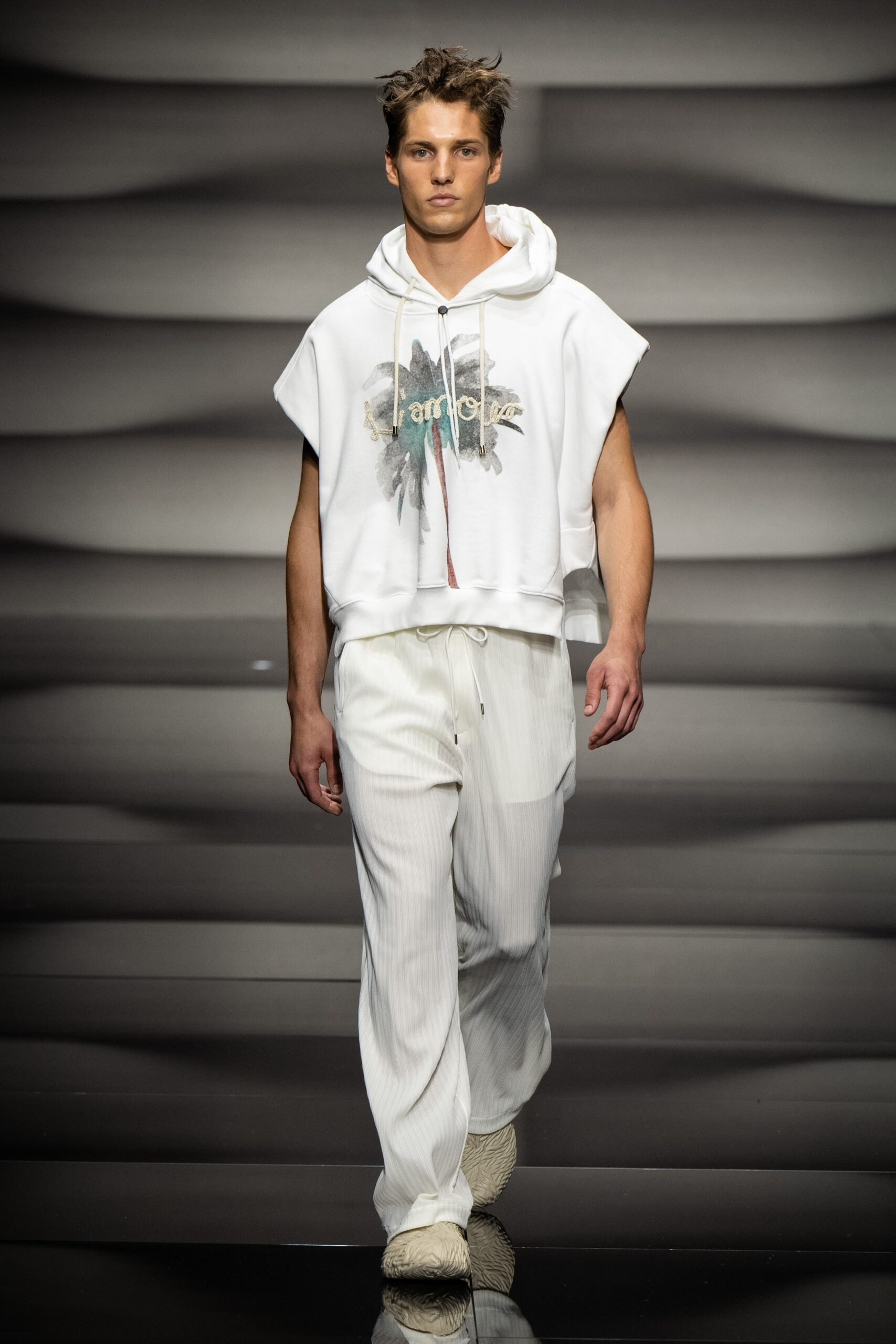 Emporio Armani S/S 23 Menswear Look 89