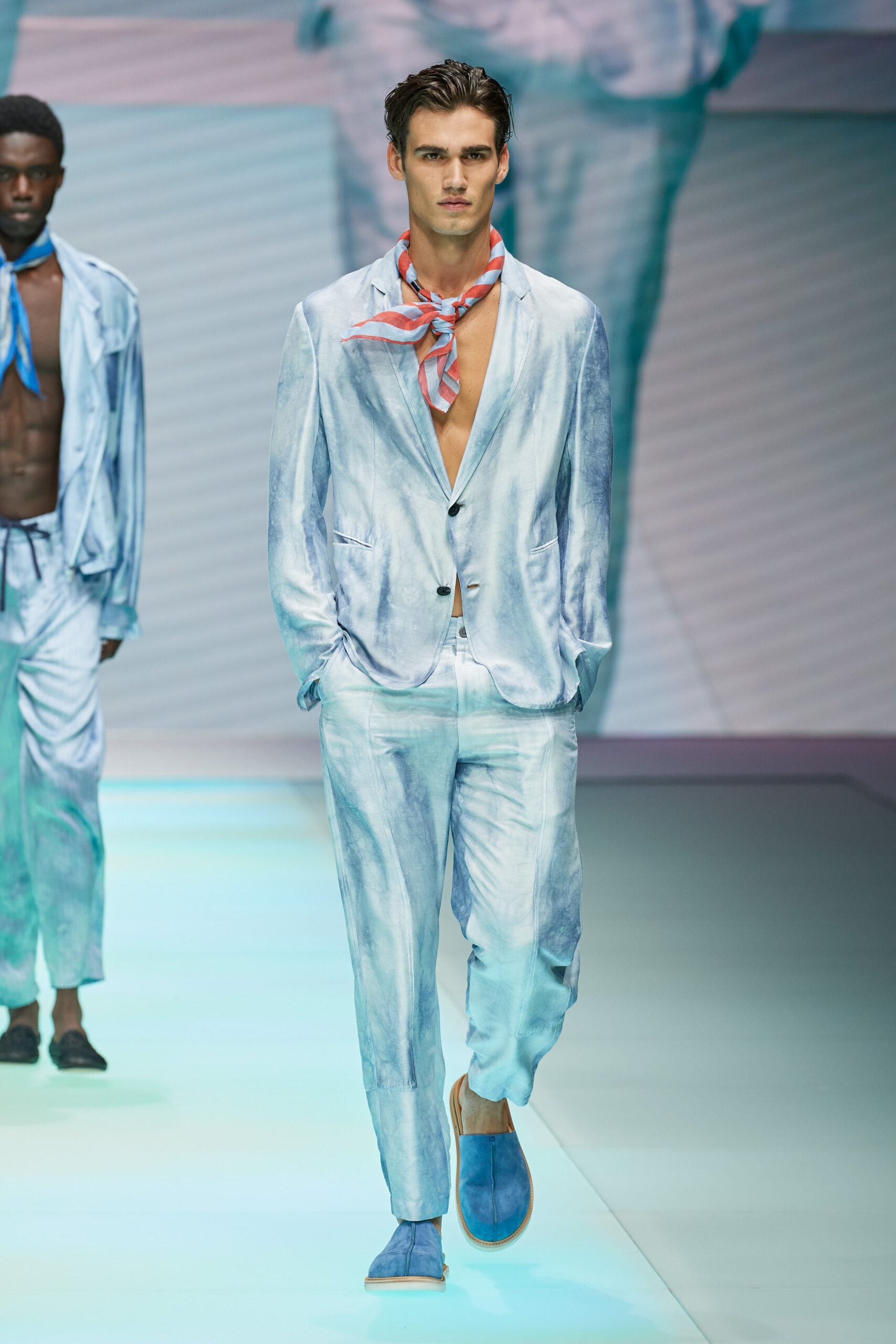 Emporio Armani S/S 22 Look 90
