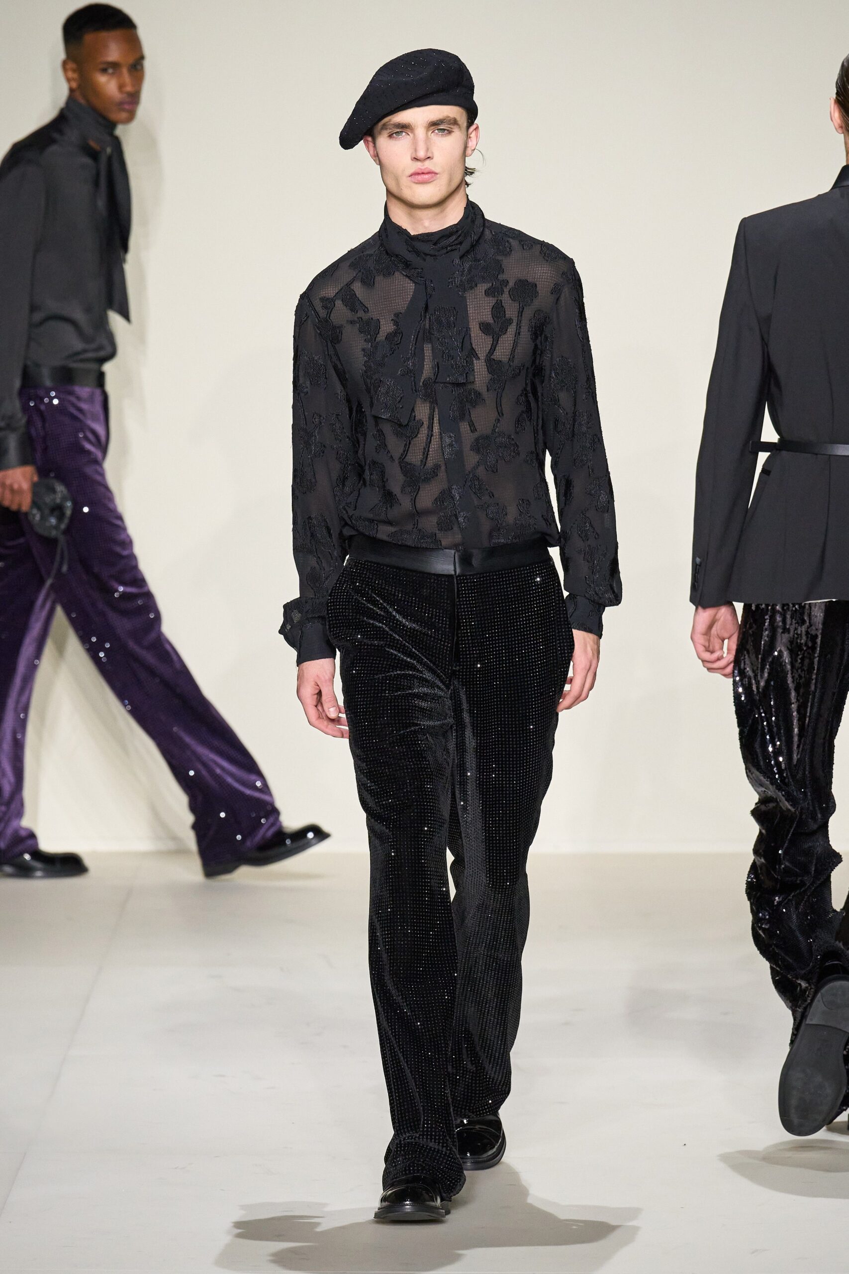 Emporio Armani F/W 23 Menswear Look 97