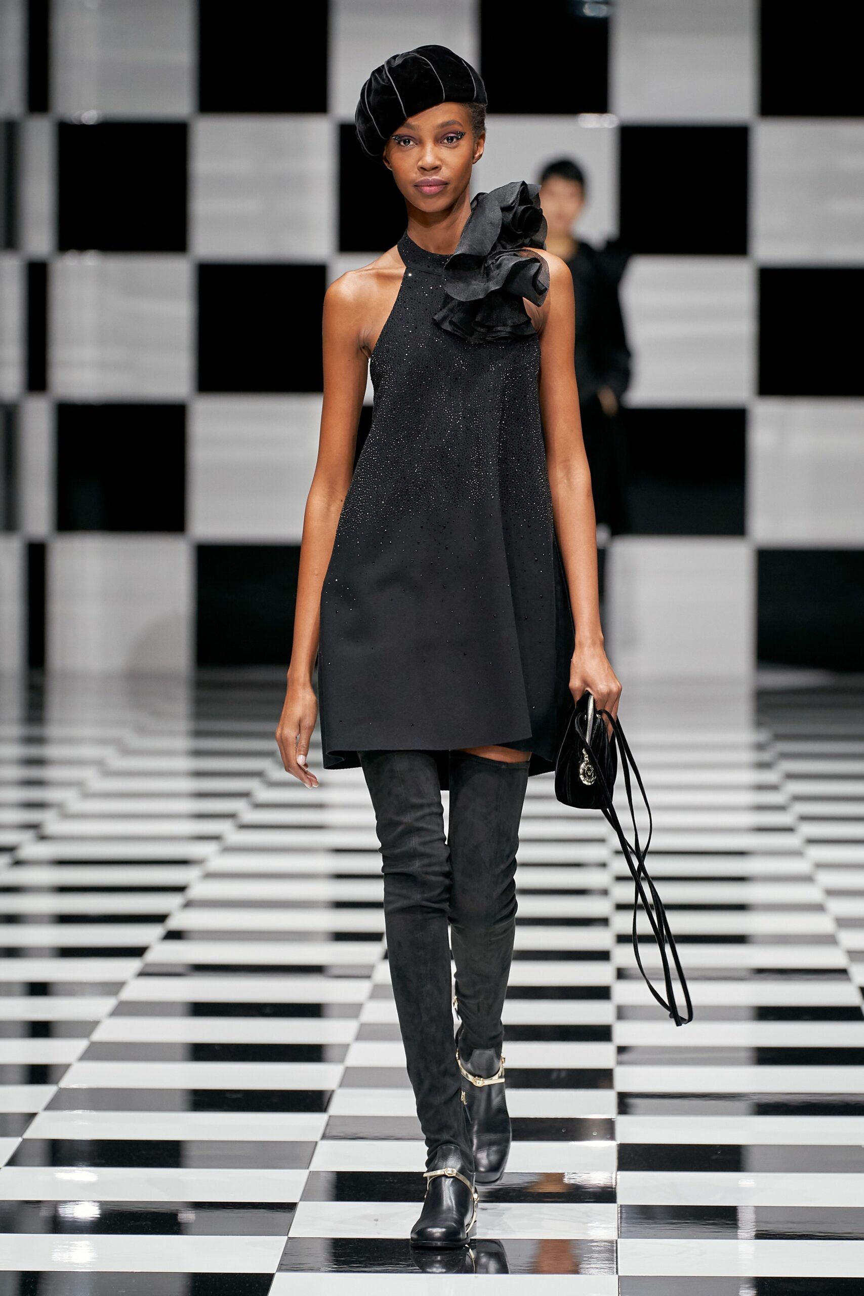 Emporio Armani F/W 22 Look 101
