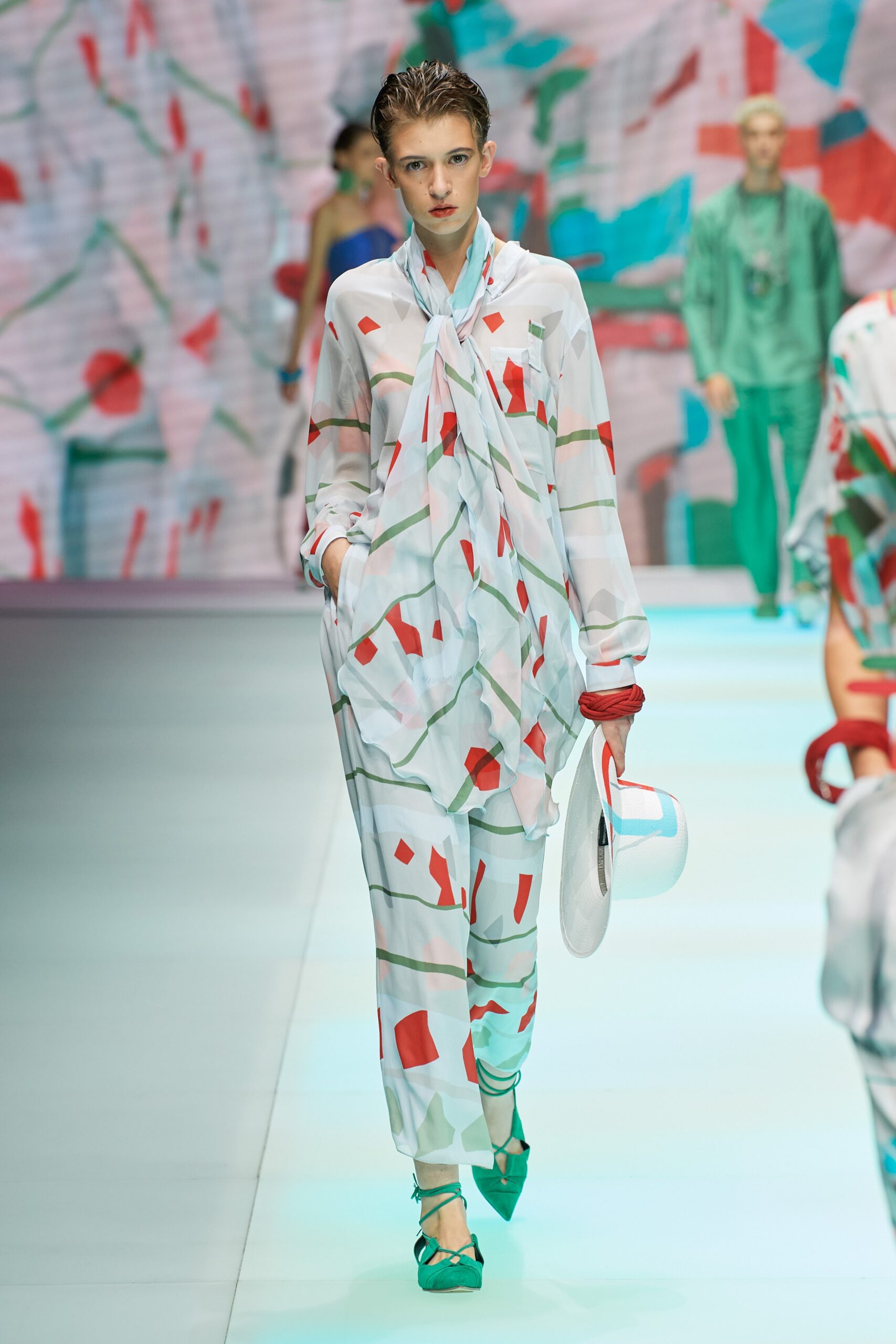 Emporio Armani S/S 22 Look 101