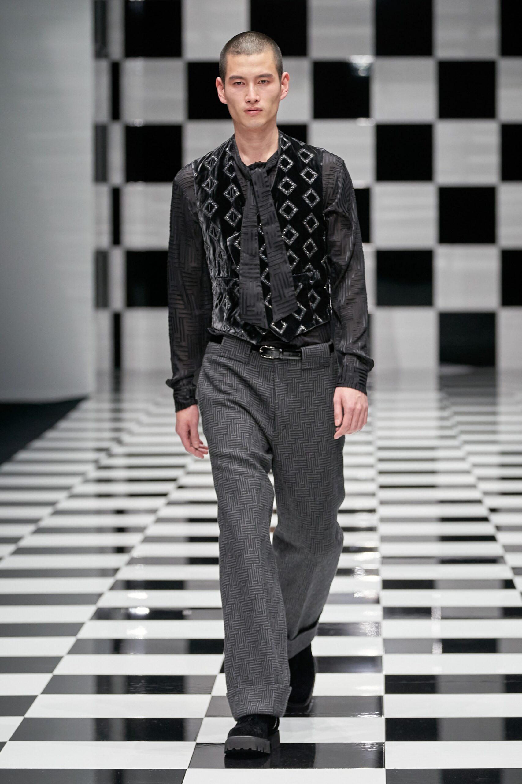 Emporio Armani F/W 22 Look 116