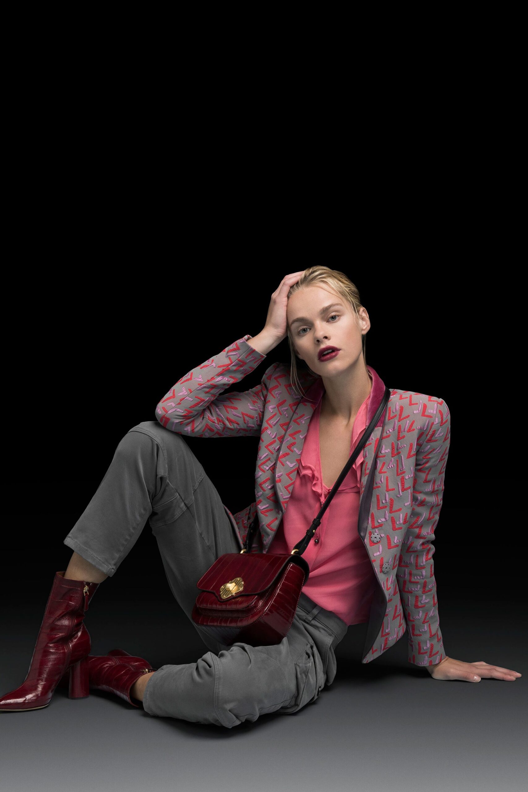 Emporio Armani F/W 18 Look 1