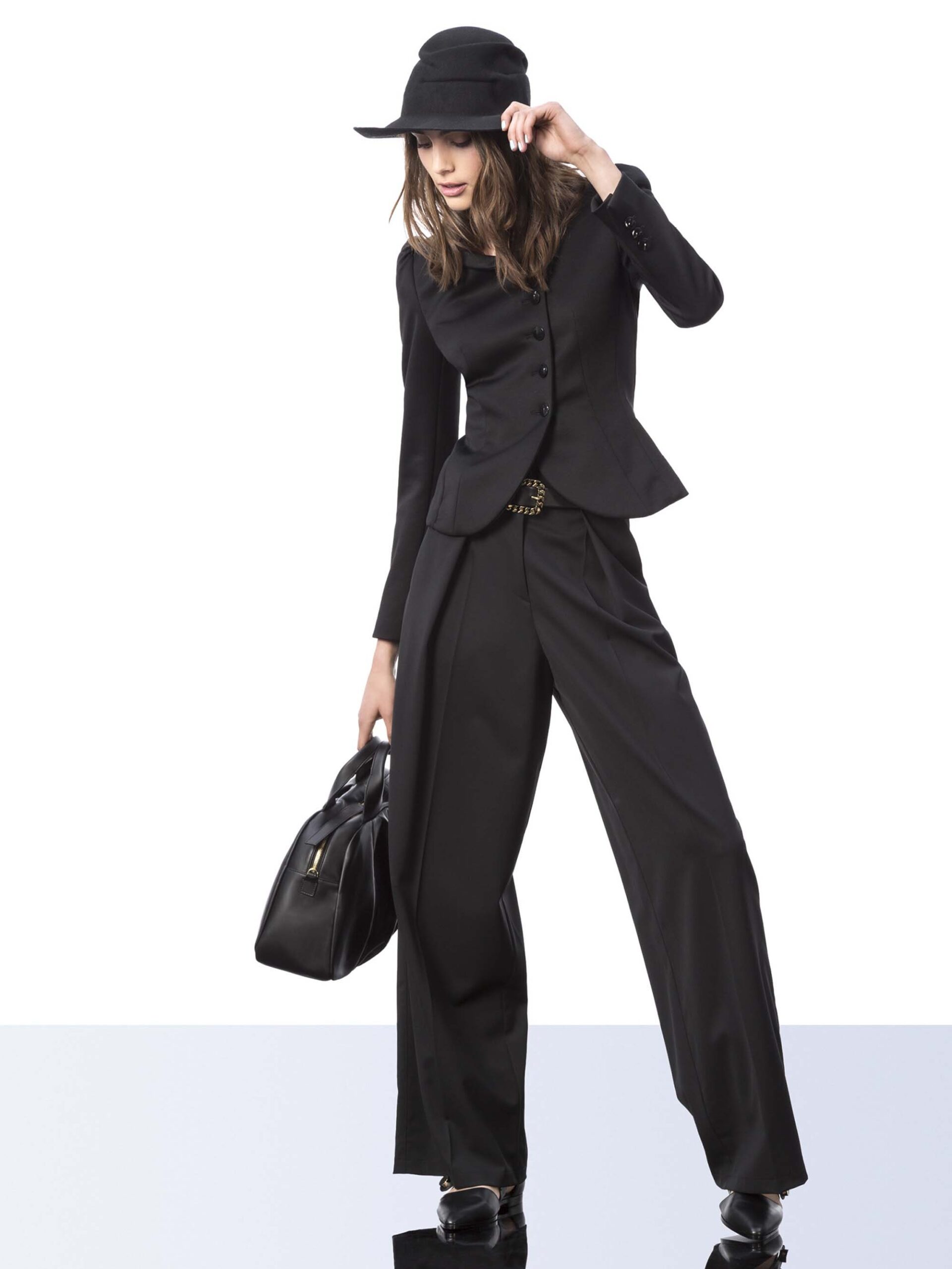 Emporio Armani Resort 17 Look 2