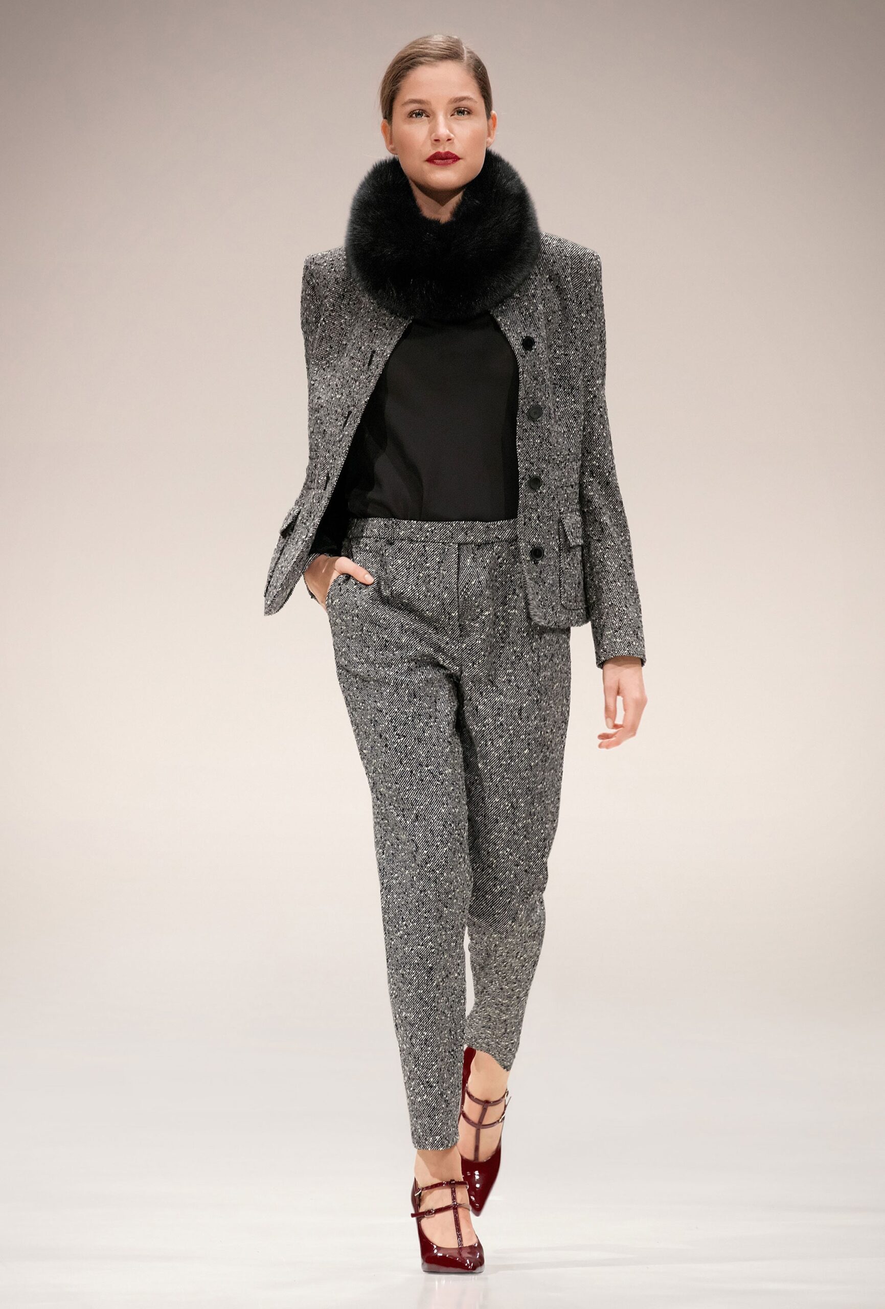 Escada F/W 17 Look 2