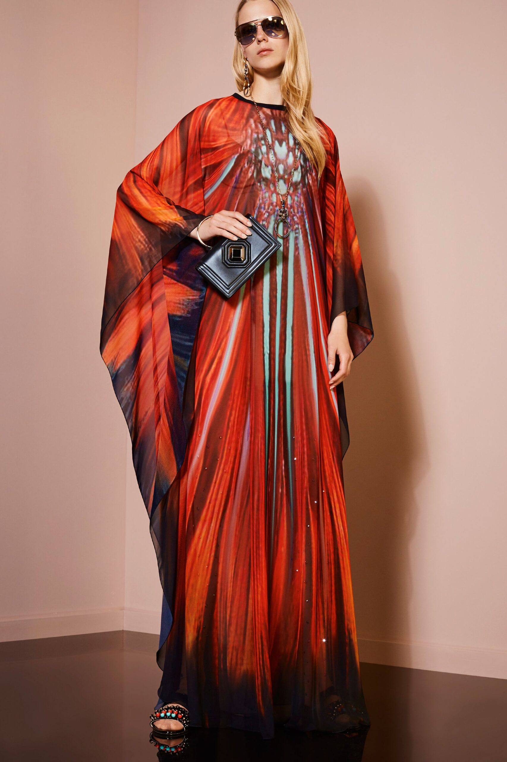 Elie Saab Resort 18 Look 3