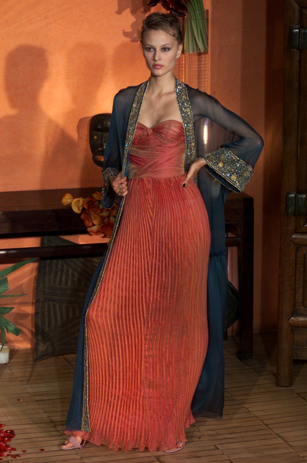Emanuel Ungaro S/S 02 Couture Look 44