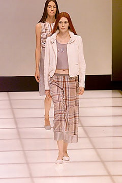 Emporio Armani S/S 00 Look 32
