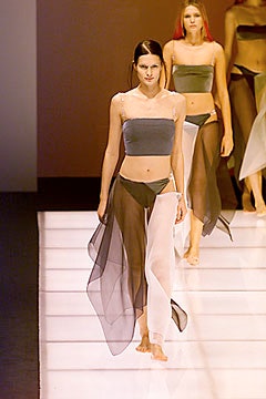 Emporio Armani S/S 00 Look 43