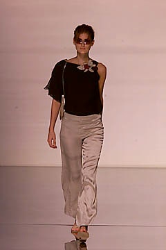 Emporio Armani S/S 01 Look 19