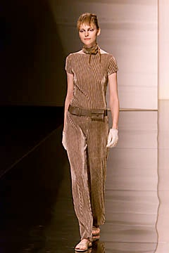 Emporio Armani S/S 01 Look 23