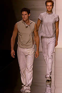 Emporio Armani S/S 01 Look 40