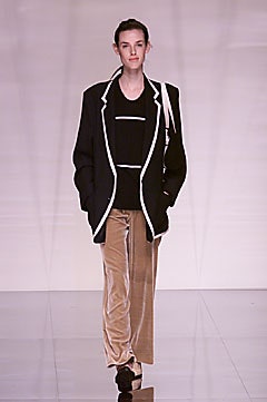 Emporio Armani F/W 01 Look 6