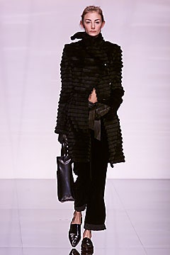 Emporio Armani F/W 01 Look 27