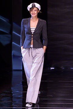 Emporio Armani S/S 02 Look 4