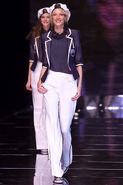 Emporio Armani S/S 02 Look 23