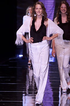 Emporio Armani S/S 02 Look 39