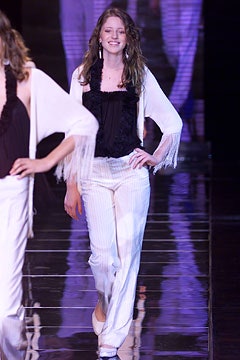 Emporio Armani S/S 02 Look 40