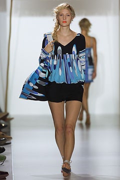 Emilio Pucci S/S 02 Look 37