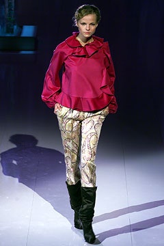 Emanuel Ungaro F/W 02 Look 10