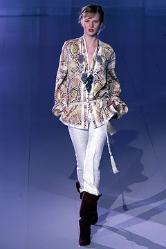 Emanuel Ungaro F/W 02 Look 11