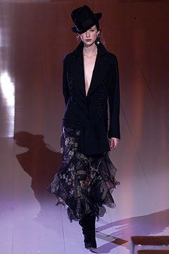 Emanuel Ungaro F/W 02 Look 25
