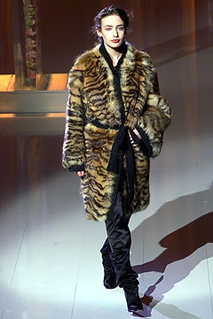 Emanuel Ungaro F/W 02 Look 33