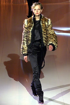 Emanuel Ungaro F/W 02 Look 37